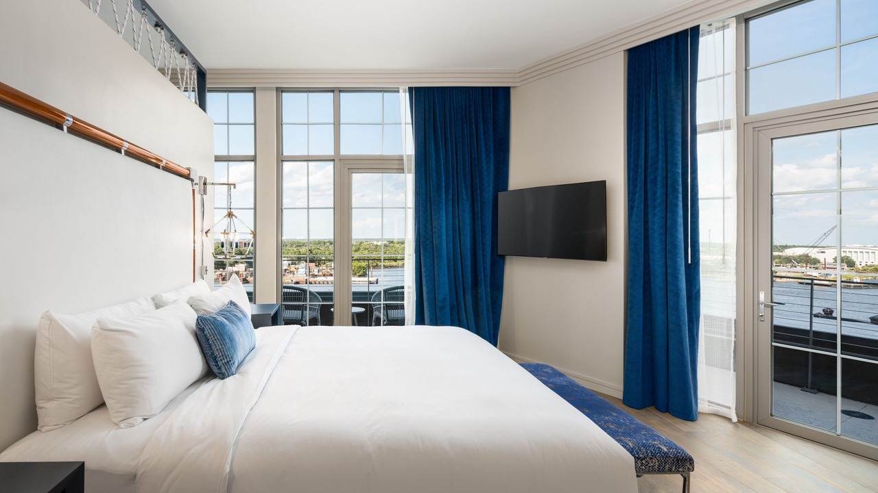 Photo of Bedroom in Historic District - North