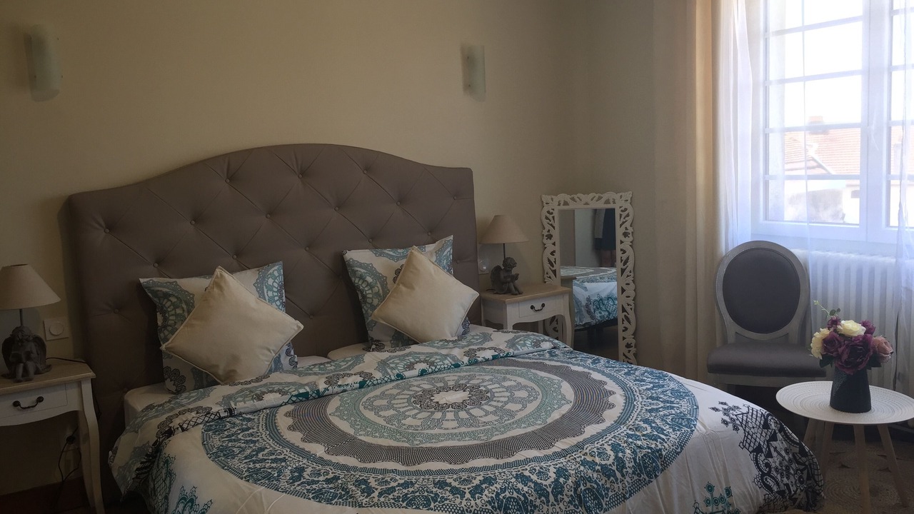 Photo of Bedroom in Montureux-les-Baulay