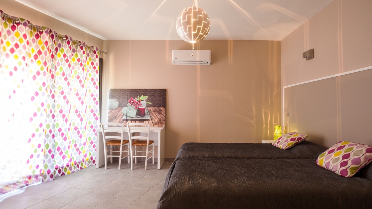 Photo of Bedroom in Saint-Hippolyte-du-Fort