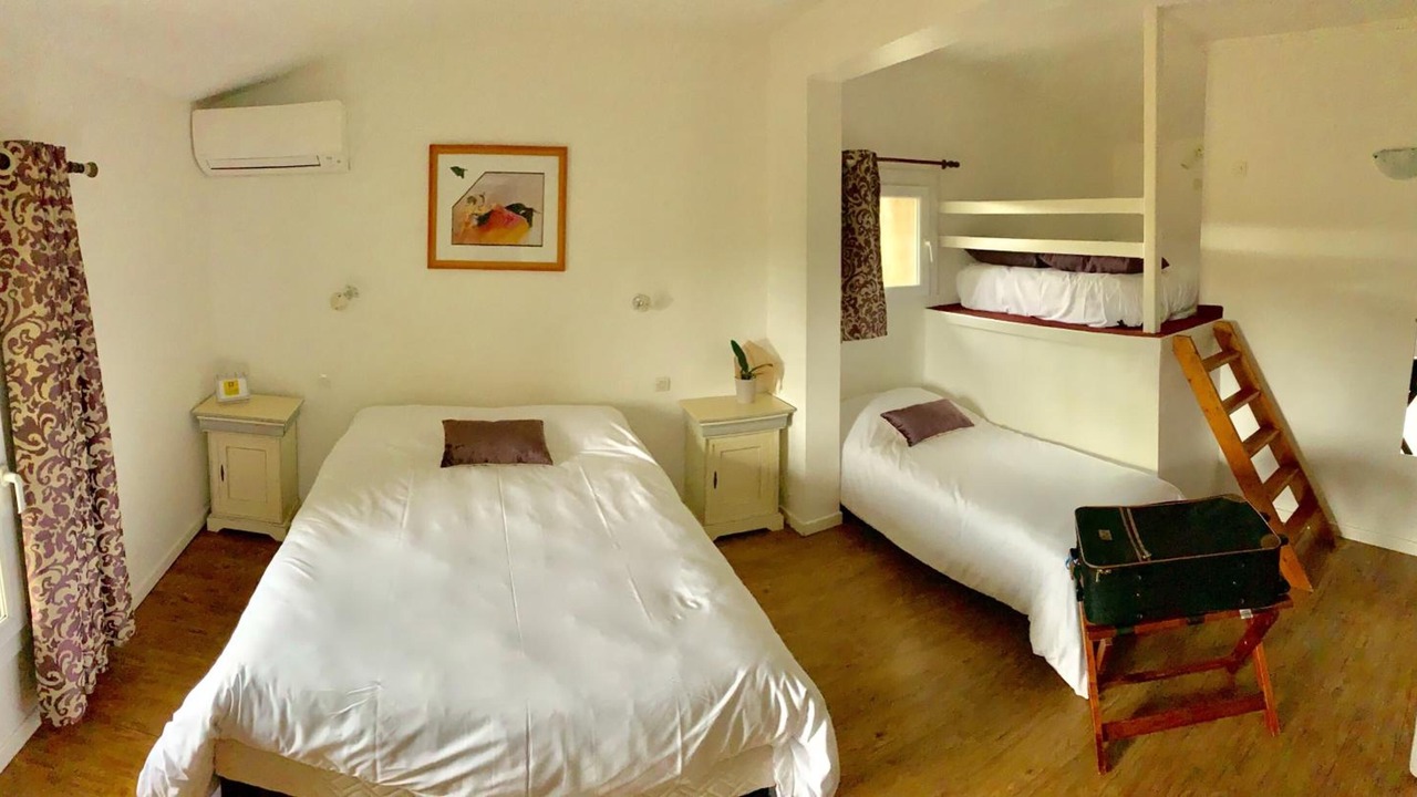 Photo of Others in Saint-Hippolyte-du-Fort