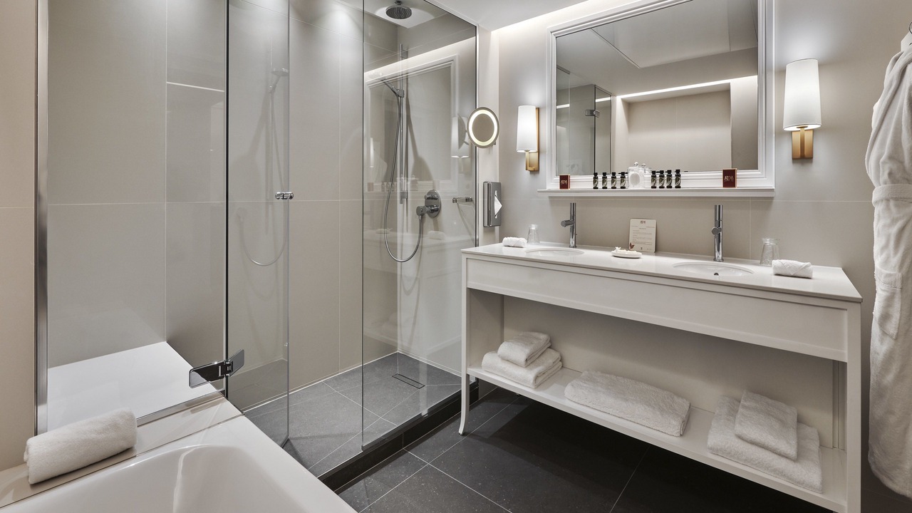 Photo of Bathroom in Montlucon