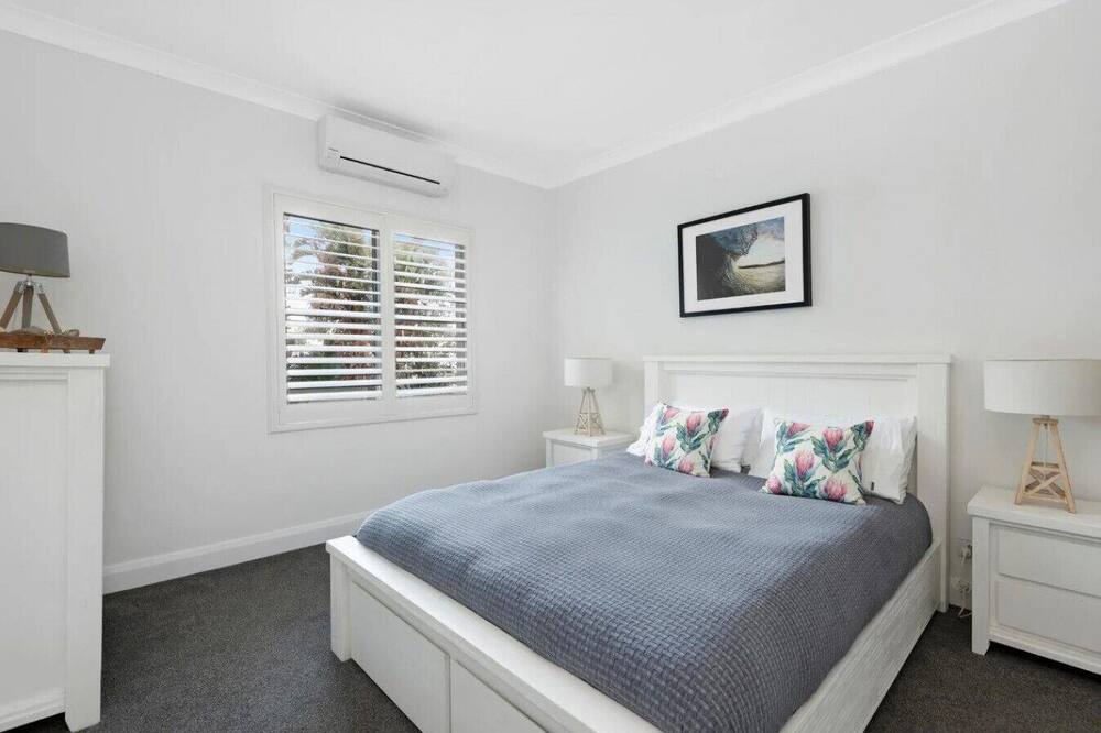 Photo of Others in Whale Beach