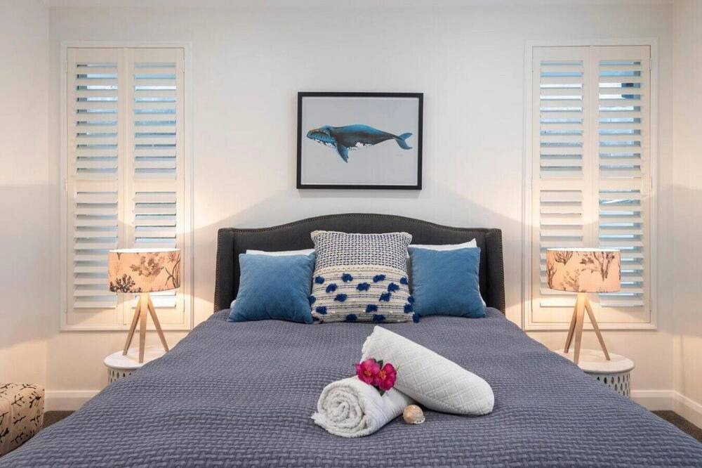 Photo of Others in Whale Beach