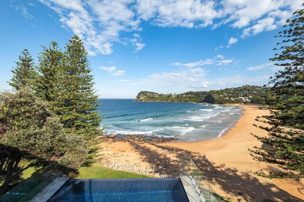 Photo of Others in Whale Beach