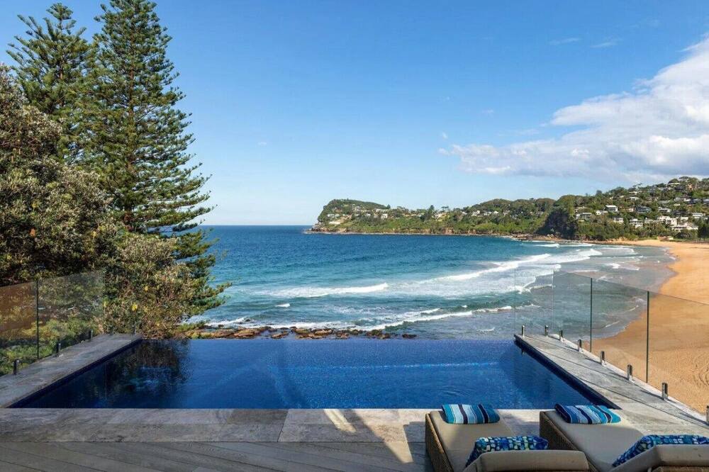 Photo of Others in Whale Beach