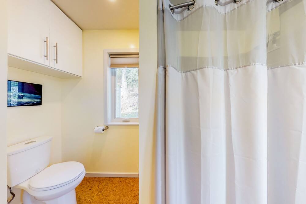 Photo of Others in Eastsound