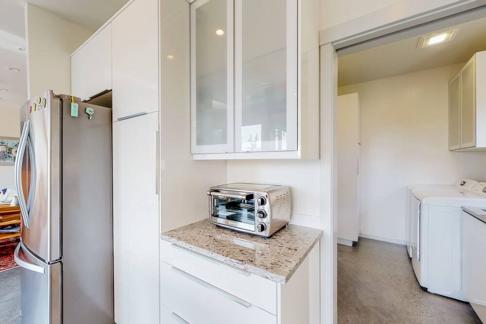 Photo of Others in Eastsound