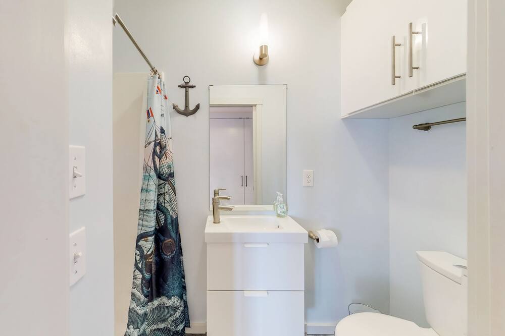 Photo of Others in Eastsound