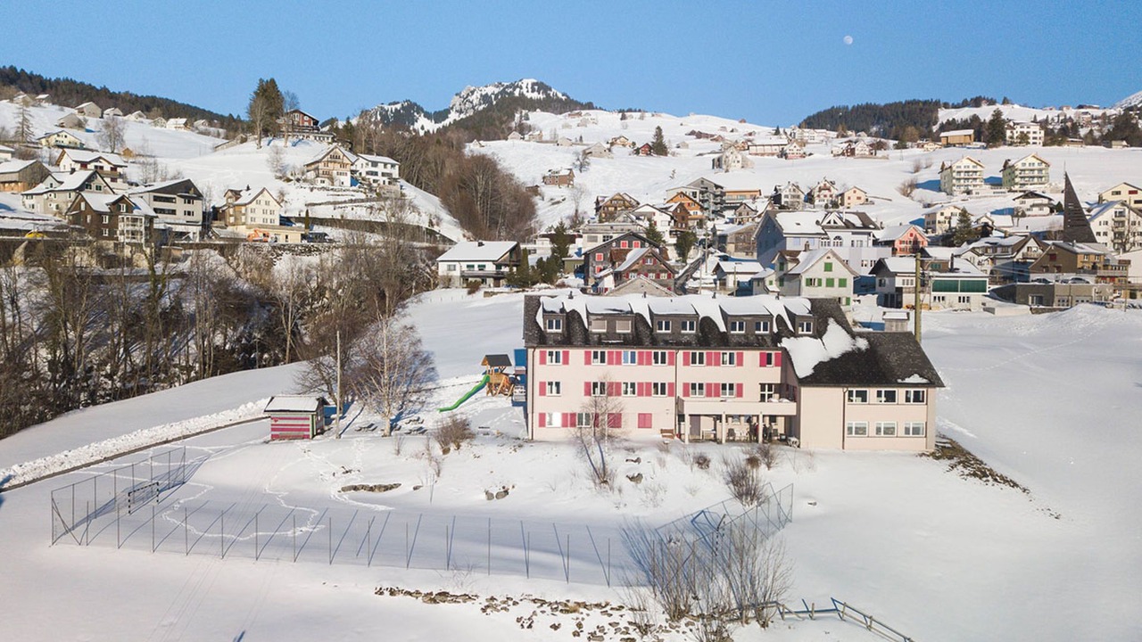 Photo of Others in Amden