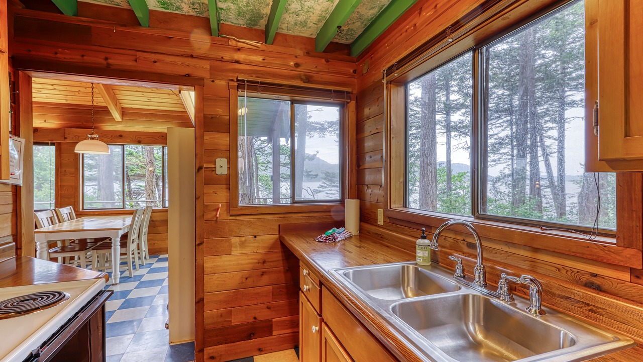 Photo of Kitchen in Eastsound