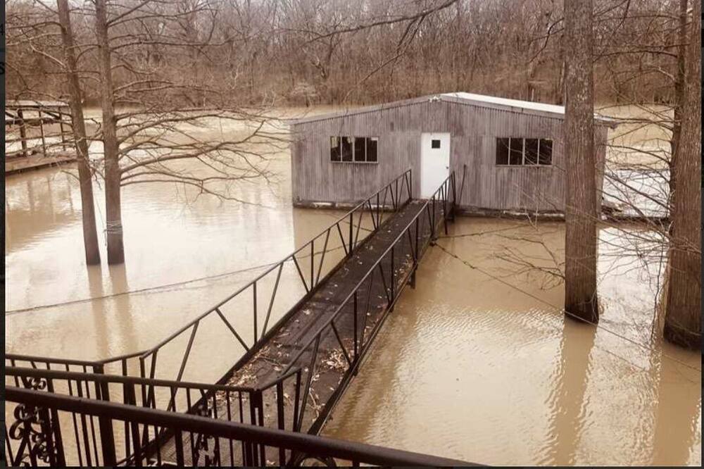 Photo of Others in Monroe