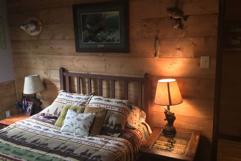 Photo of Bedroom in Monroe
