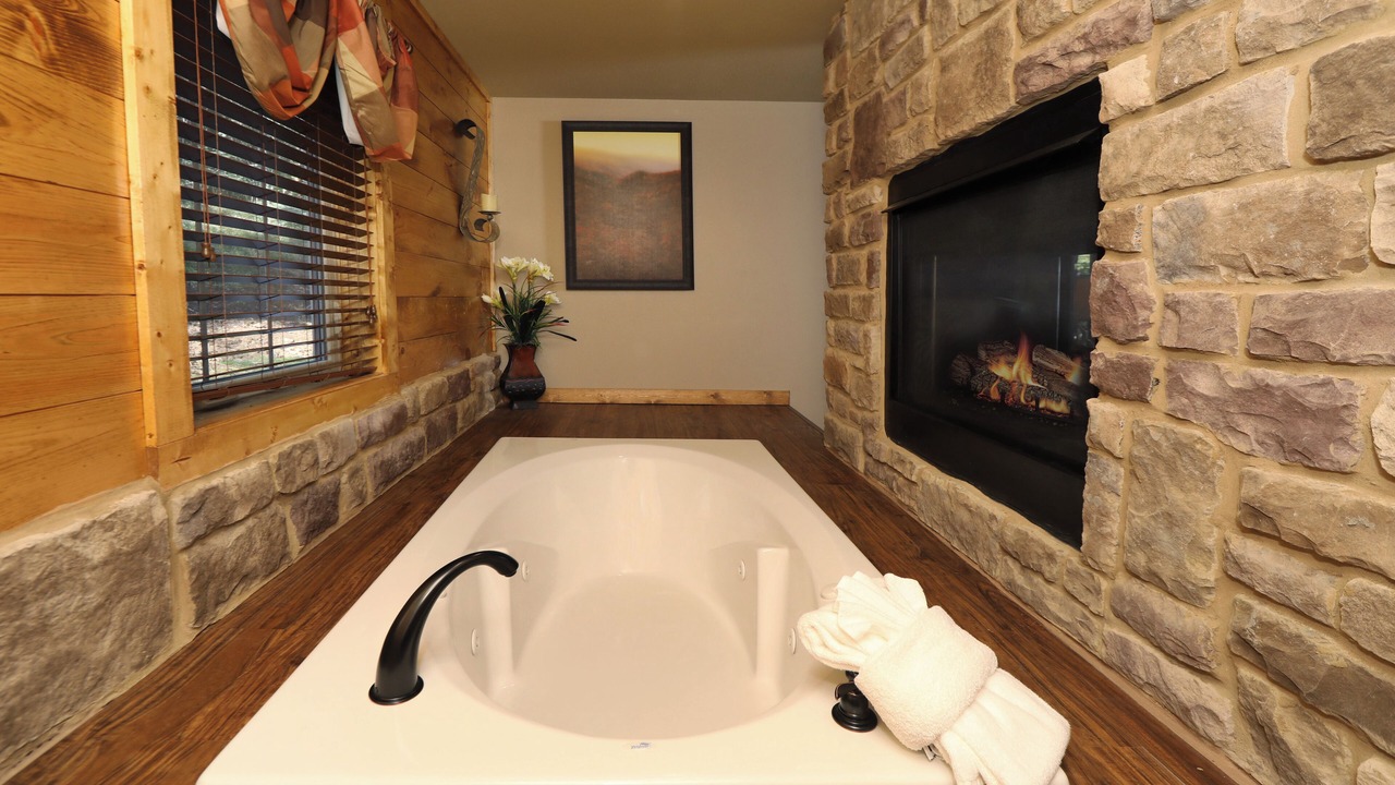 Photo of Bathroom in Gatlinburg - Pigeon Forge