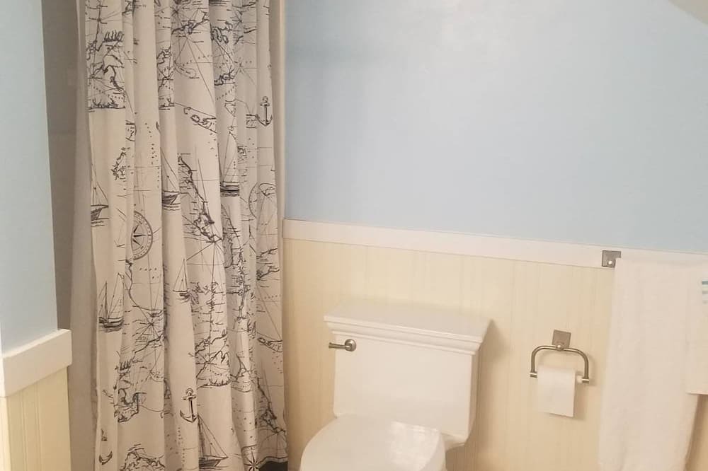 Photo of Bathroom in Solomons Island