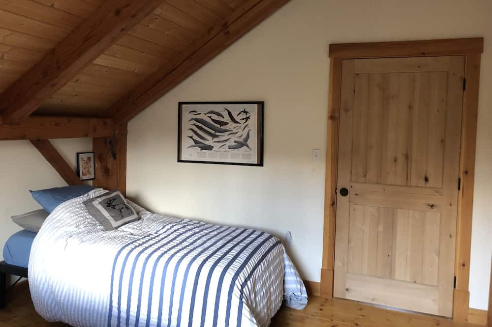 Photo of Bedroom in Rumford Center