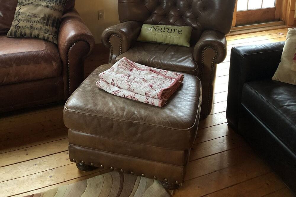 Photo of Livingroom in Rumford Center