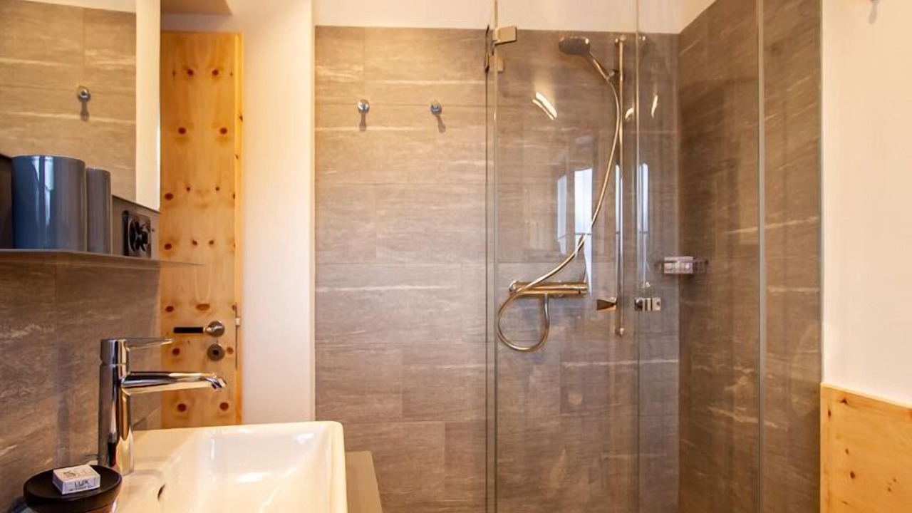 Photo of Bathroom in Spluegen