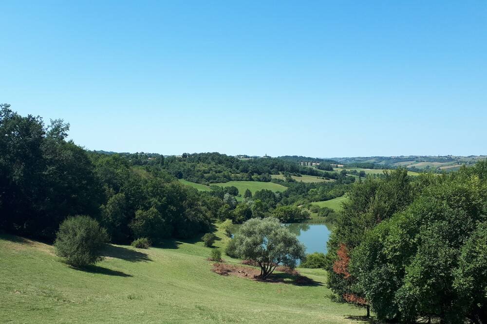 Photo of Outdoor in Lescousse
