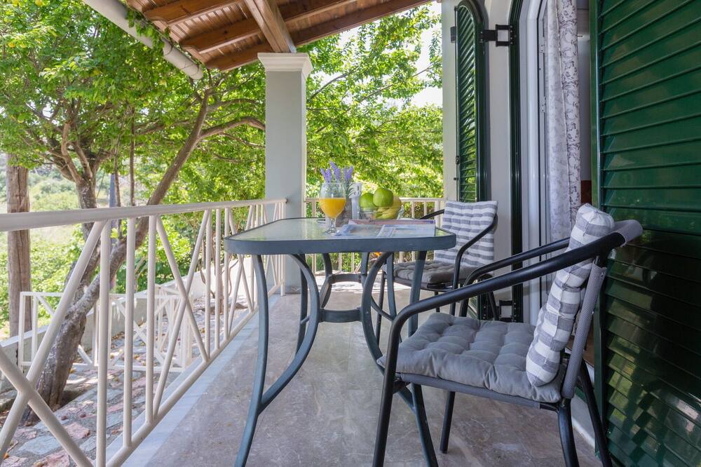 Photo of Patio Balcony in Termenades