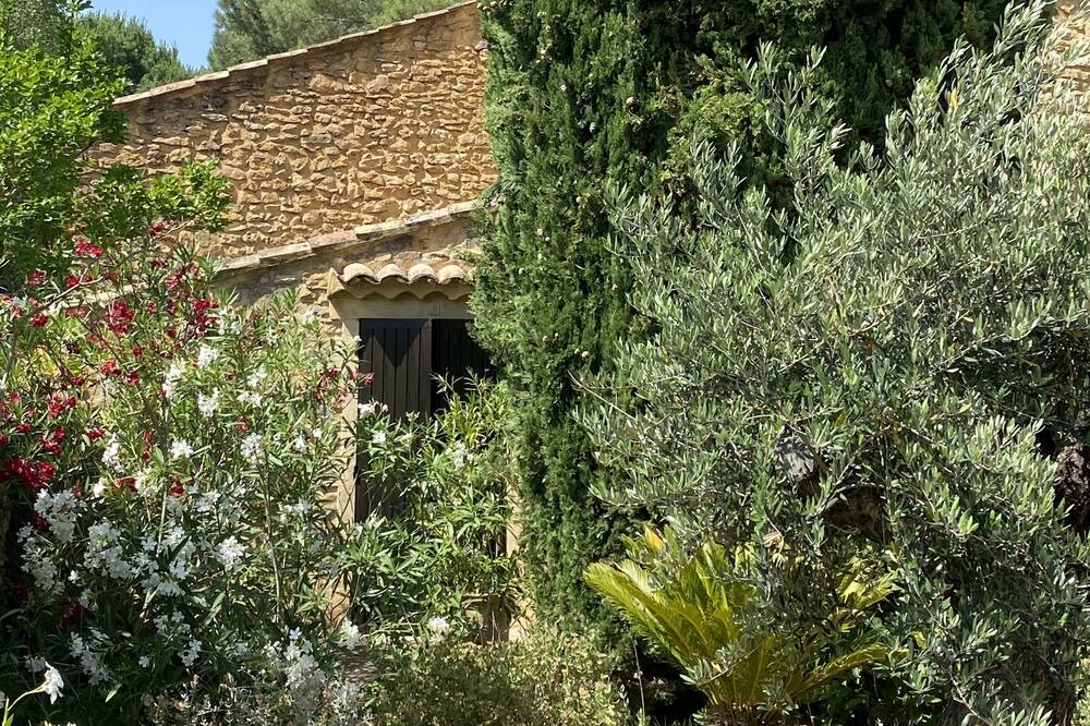 Photo of Outdoor in Sabran