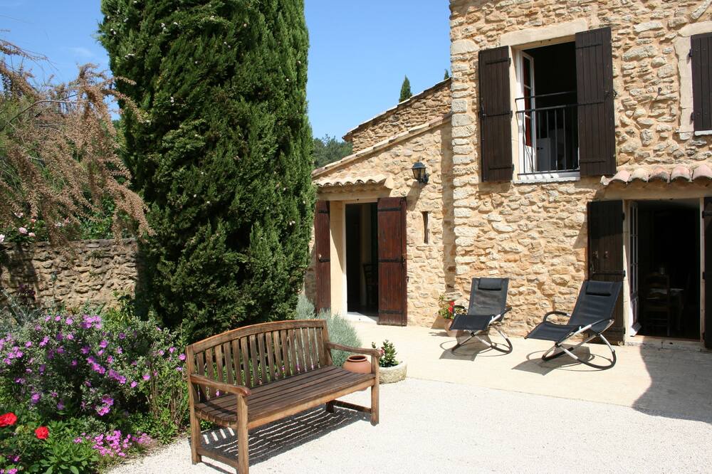 Photo of Patio Balcony in Sabran