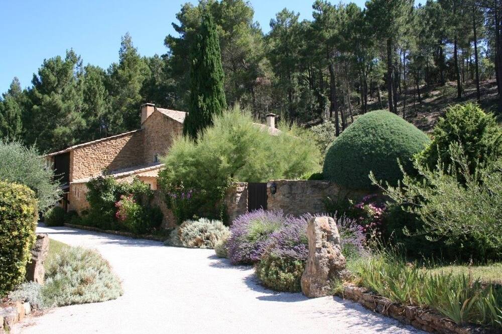 Photo of Outdoor in Sabran
