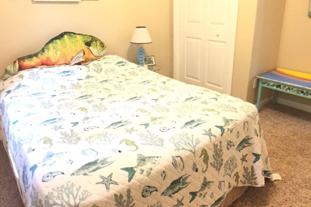 Photo of Bedroom in Alligator Point