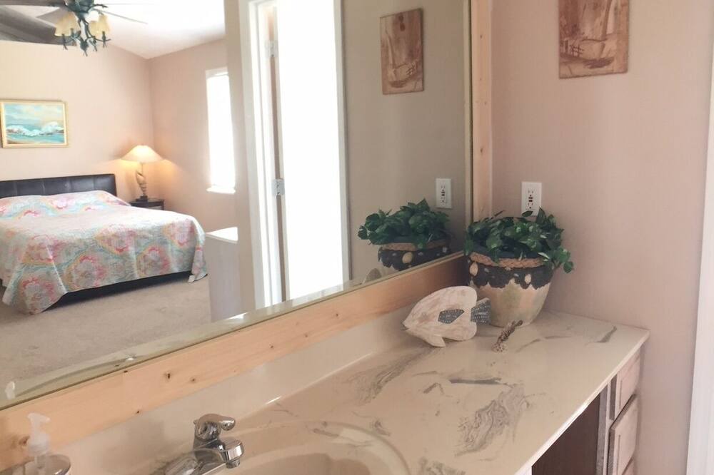 Photo of Bathroom in Alligator Point