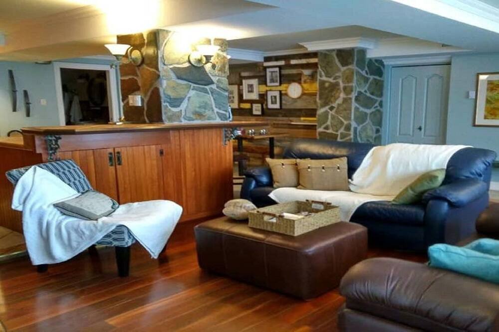 Photo of Livingroom in Pincourt