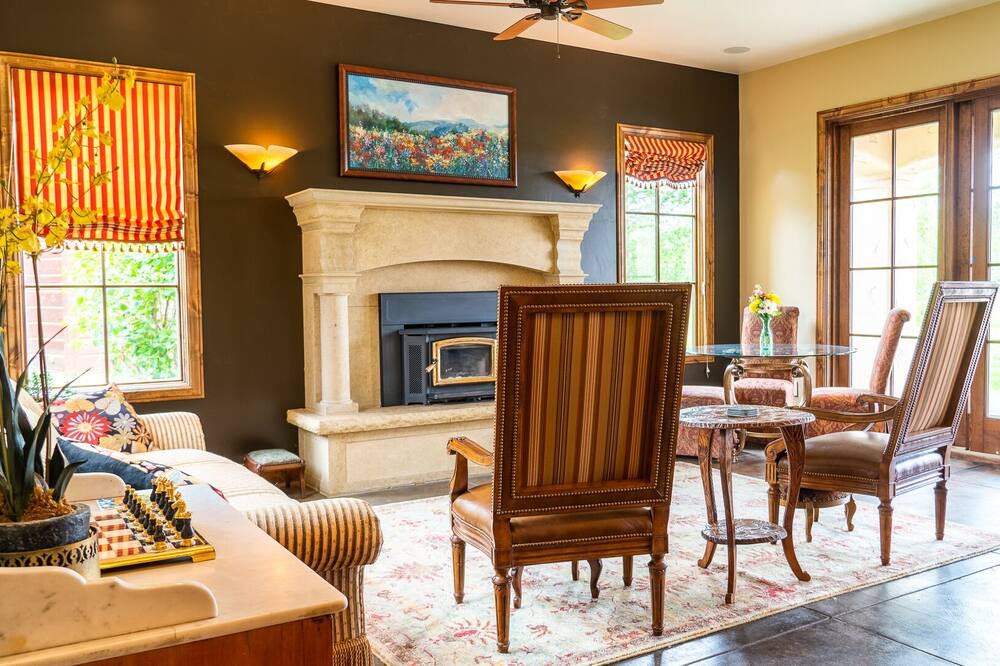 Photo of Livingroom in McCall