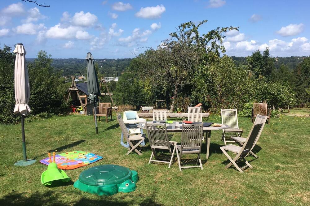 Photo of Outdoor in Cormeilles