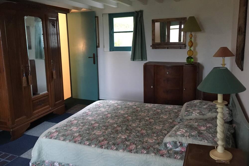 Photo of Bedroom in Cormeilles