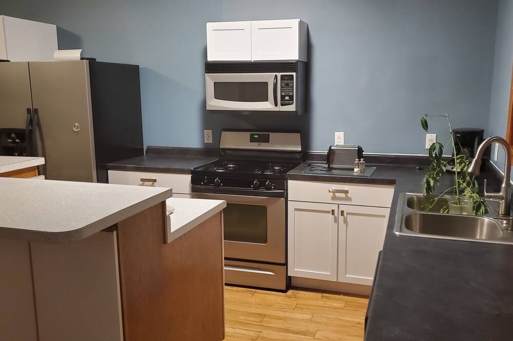 Photo of Kitchen in Siren