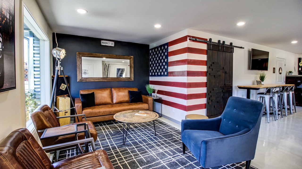 Photo of Others in Downtown