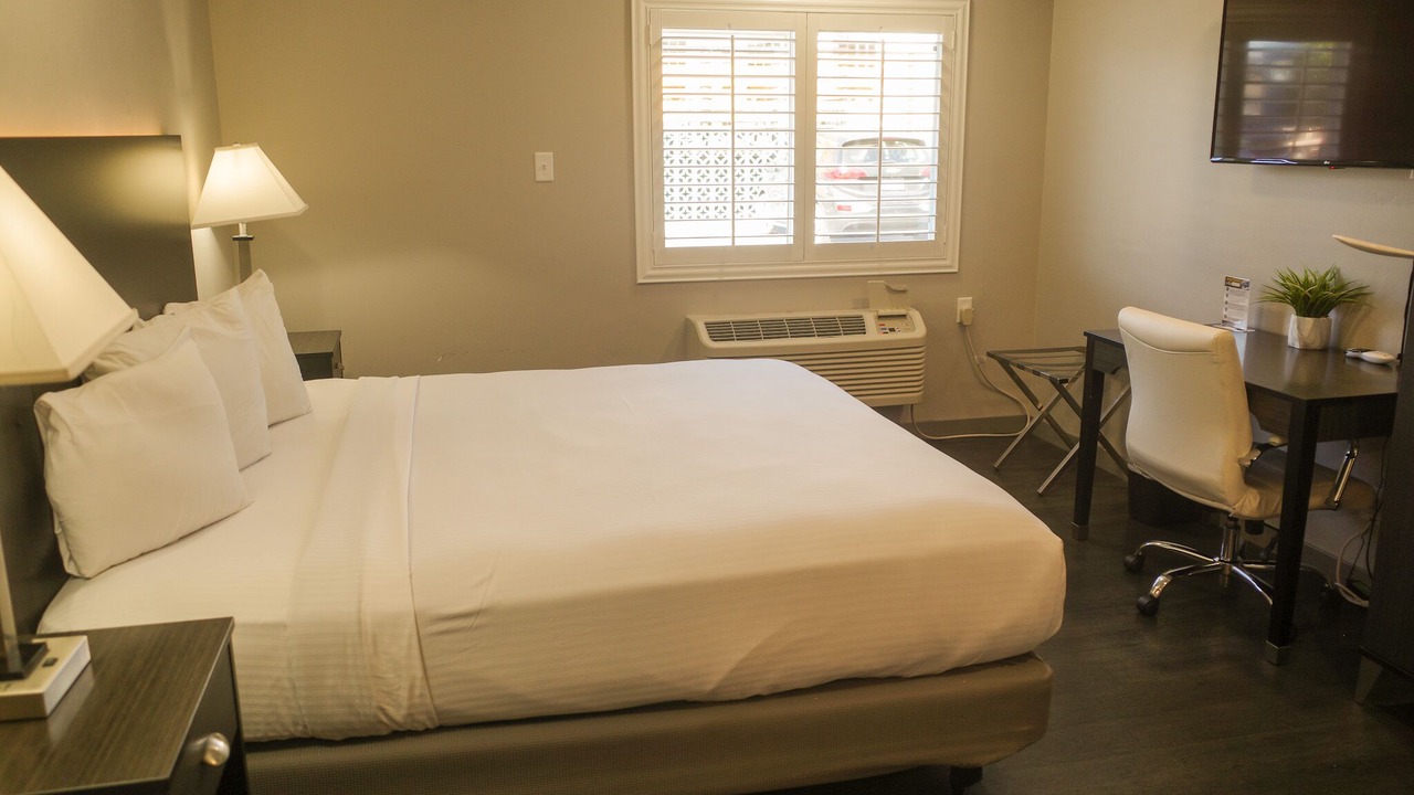 Photo of Others in Downtown