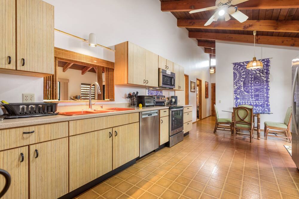 Photo of Others in Kona Paradise