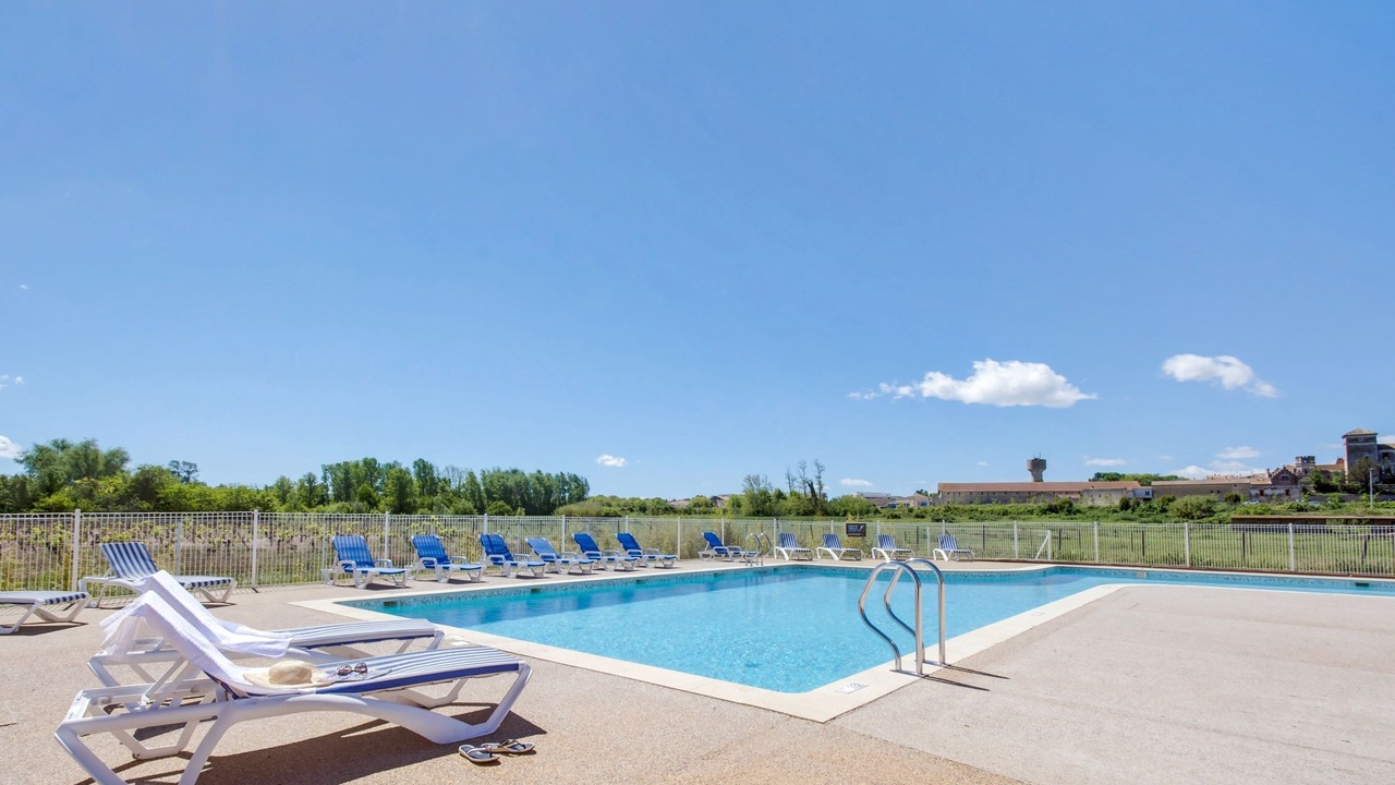 Photo of Outdoor in Colombiers