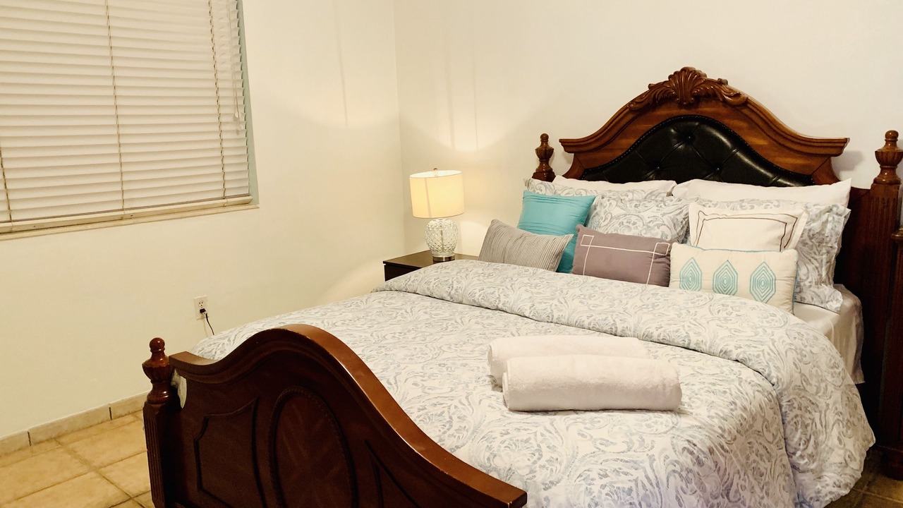 Photo of Bedroom in North Bay Village