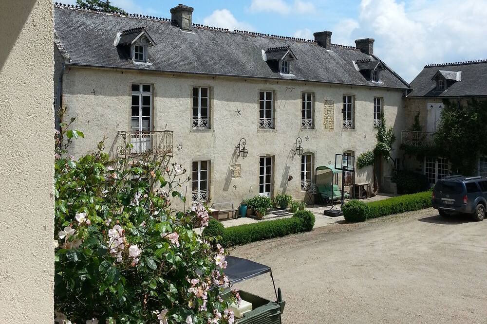 Photo of Outdoor in Nonant