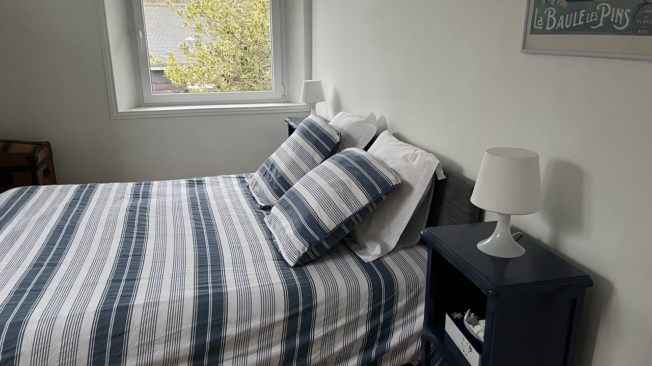 Photo of Others in Cote de Granit Rose