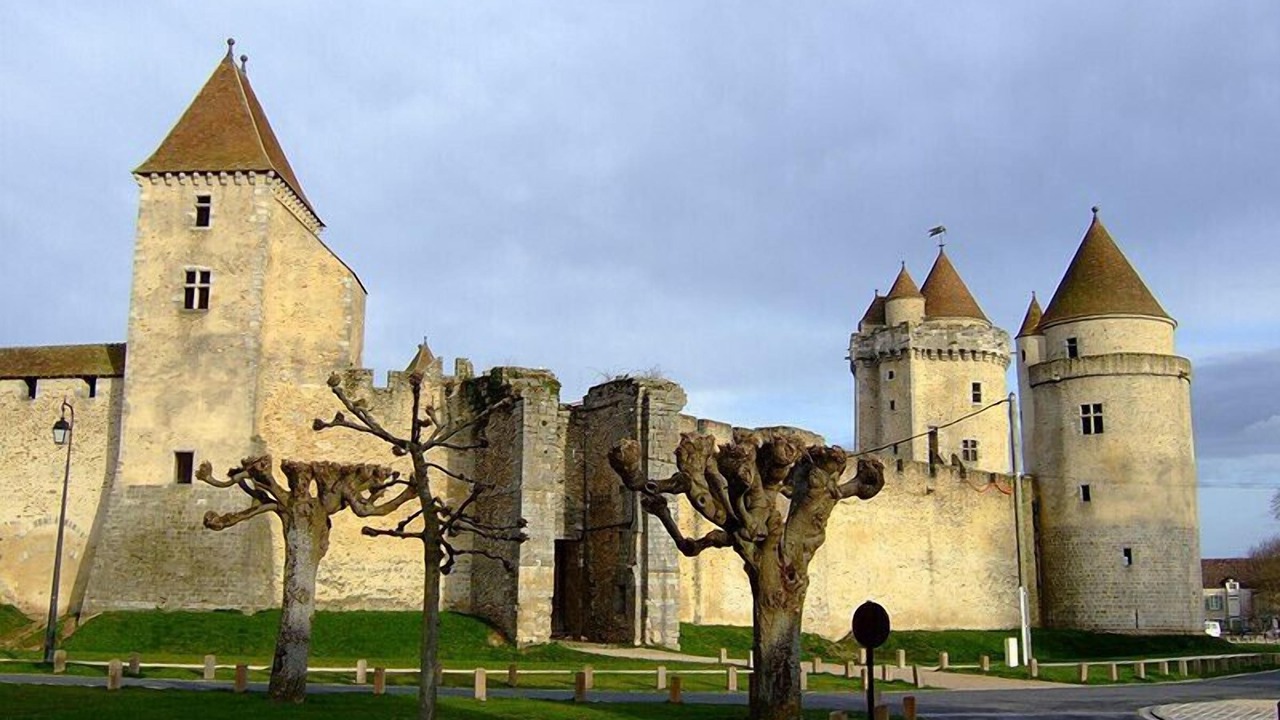 Photo of Others in Le Mee-sur-Seine