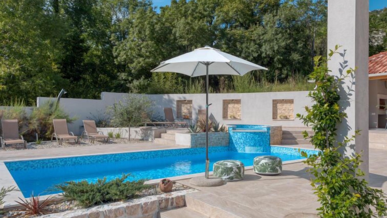 Photo of Outdoor in Drivenik