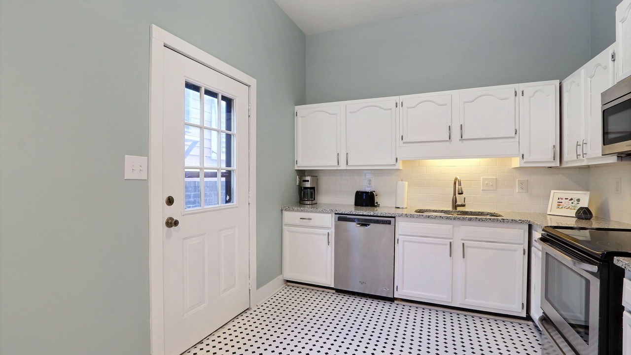 Photo of Kitchen in Beach Institute