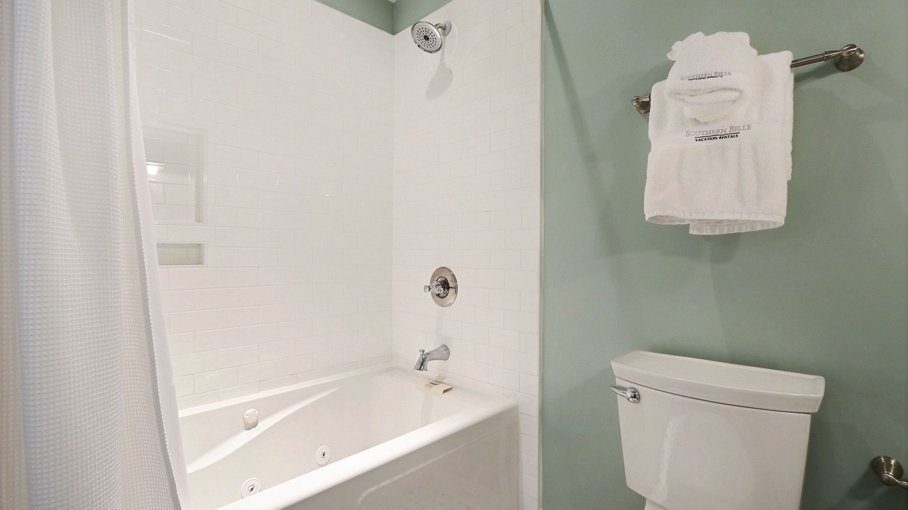 Photo of Bathroom in Beach Institute