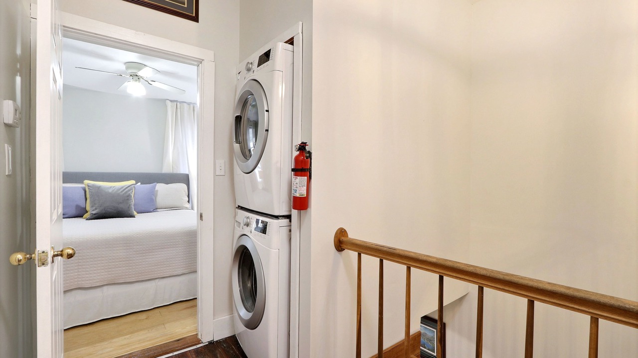 Photo of Bedroom in Beach Institute