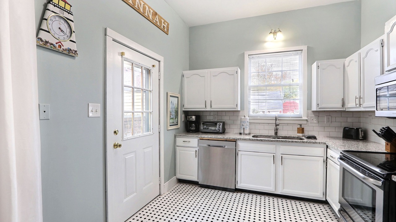 Photo of Kitchen in Beach Institute