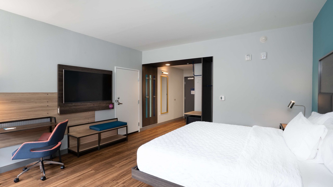 Photo of Bedroom in Knoxville