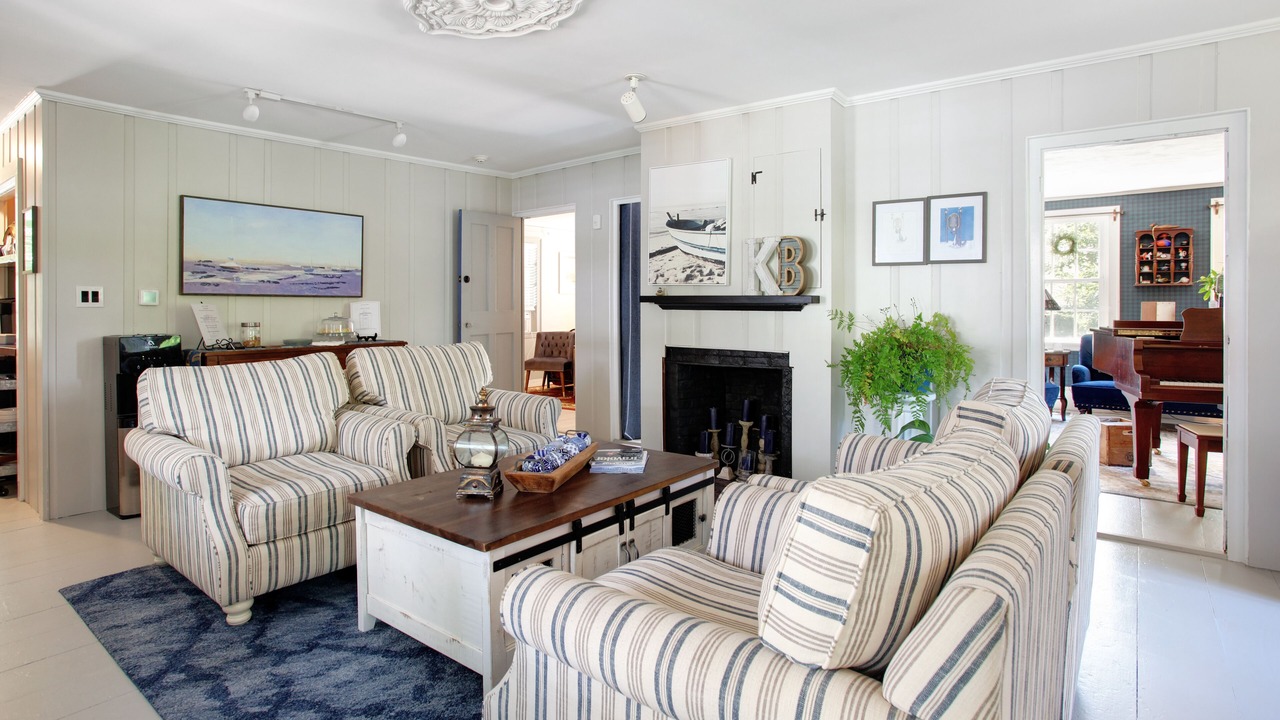 Photo of Others in Yarmouth Port