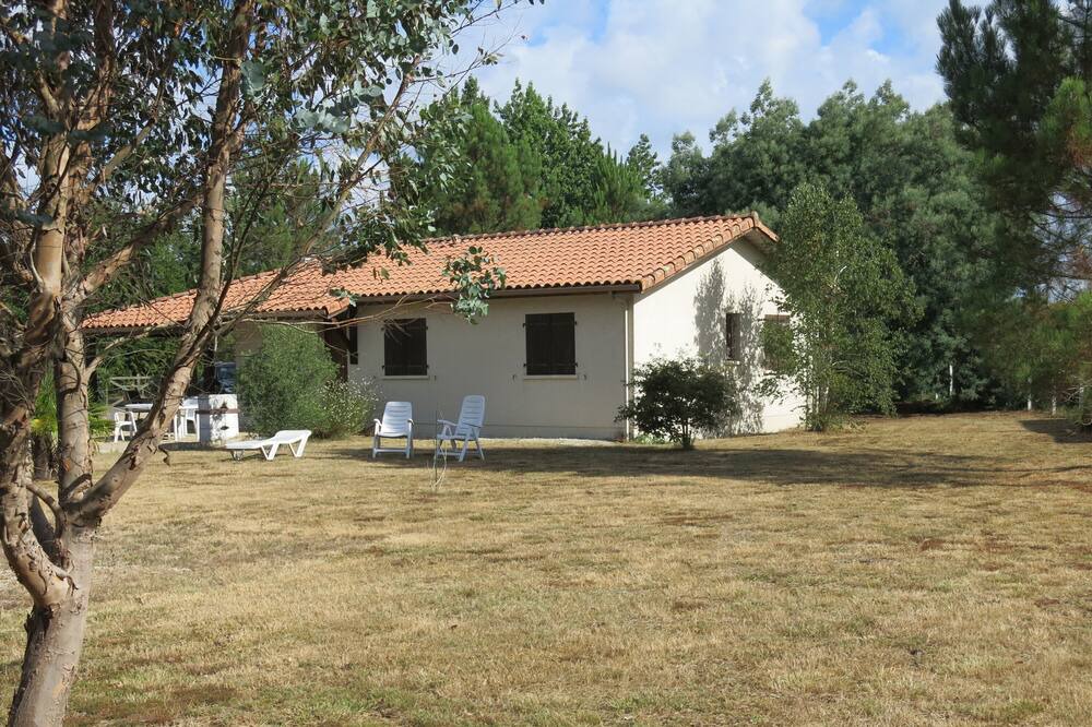 Photo of Outdoor in Gastes