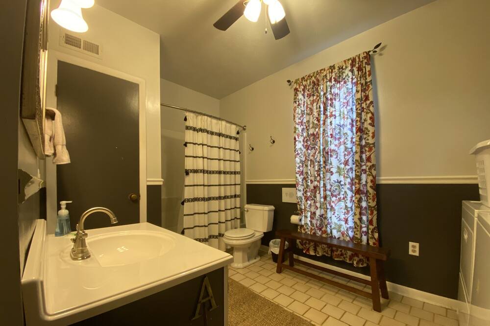 Photo of Bathroom in Linville